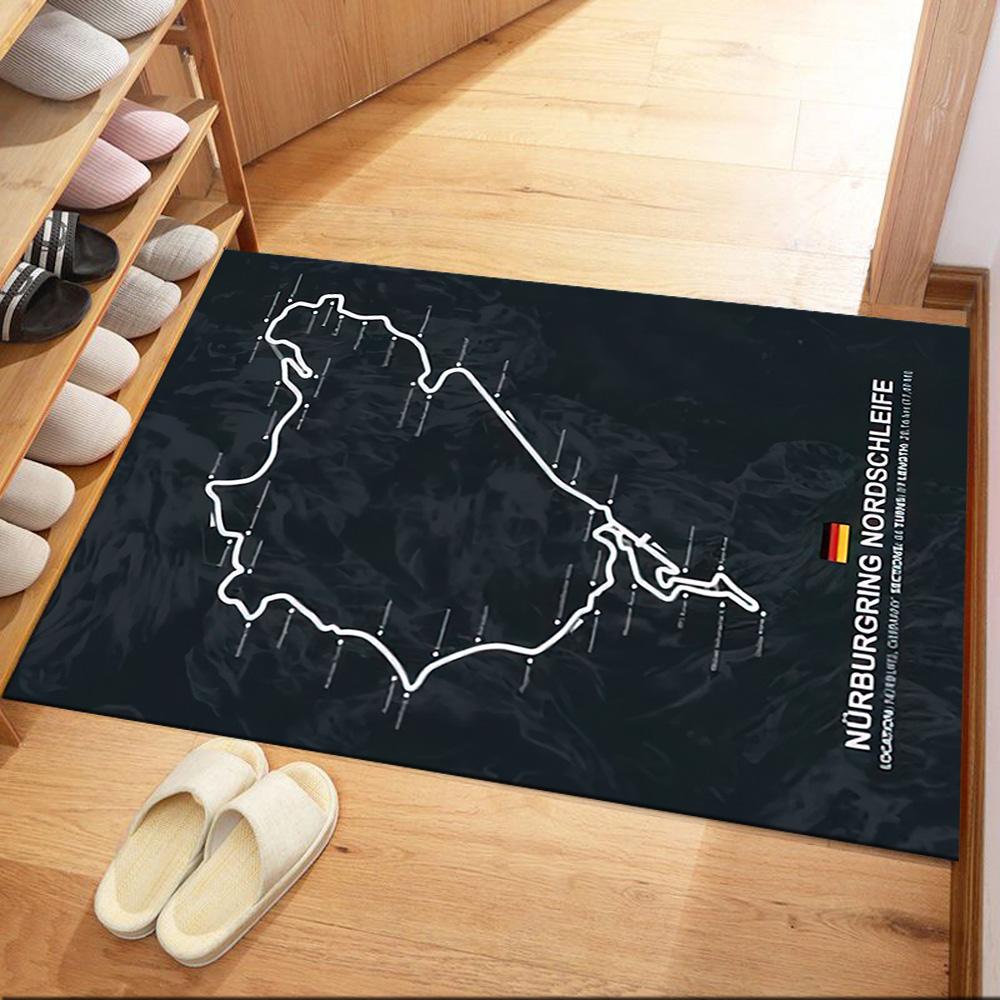 Nürburgring Rennstrecke Quadratische Teppiche sind eine großartige Wahl für Wohnzimmer, Schlafzimmer, Heimdekoration und als Geschenke.