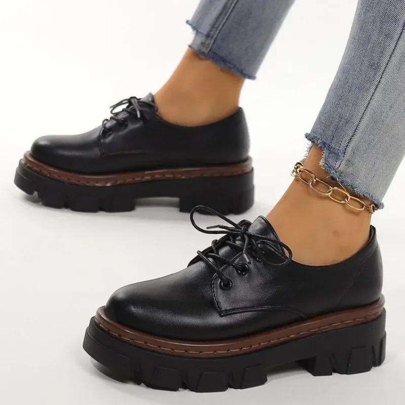 Fashion 2024 New British Style Thick Bottom Winter Warm Girl's Shoes Women's Autumn and Winter Black Leather Shoes Oversized Shoes