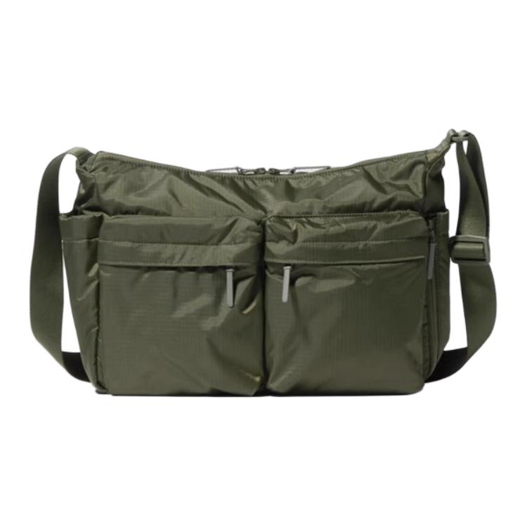 UNIQLO Casual Multi-Pocket Water-Resistant Nylon Shoulder