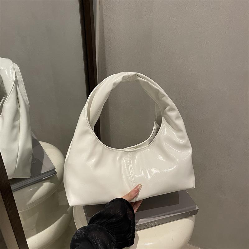 Vintage Commuting Texture 2026 Fashion Trend Large Capacity Korean Style Elegant Tote Shoulder Underarm Women's Bag