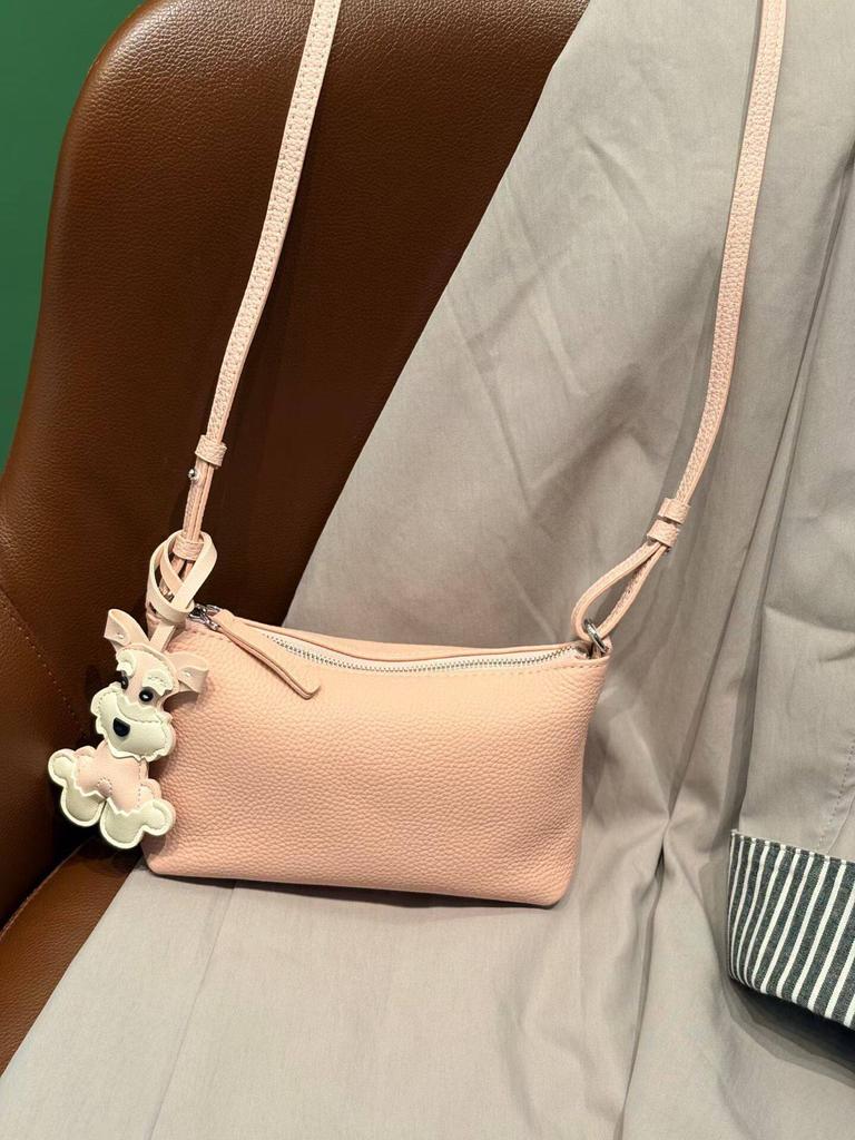 2026 New Genuine Leather Soft Leather Commuter Small Square Bag, High-End Shoulder Bag, Underarm Bag, Crossbody Bag