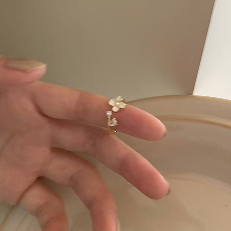 Stylish Adjustable Floral Ring With Pearl Zirconia For Women Summer 2023 Fashion Jewelry