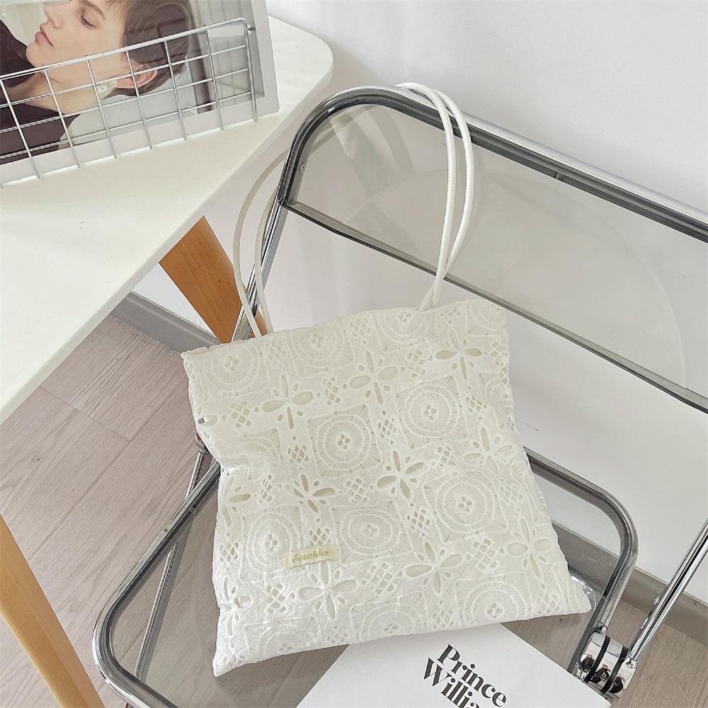 5 Embroidered Lace Summer Gentle Fairy Shoulder Bag Pastoral Large Capacity Commuter Tote Bag Vest Bag