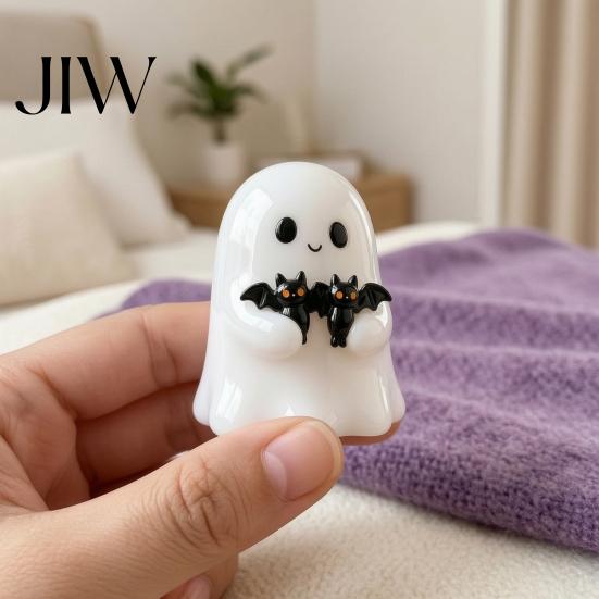 Mini Ghost Ornament for Moss Micro Landscape Halloween Figurine, Cute White Statue with Bats, Decorative Bats Potted Plants Resin Home Mantel Tabletop