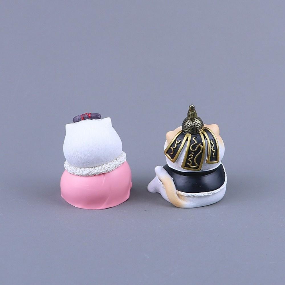 Cat Shpae Cat Ornament Desktop Decoration Cat Tabletop Ornament Cute Resin Cat Statue Gifts
