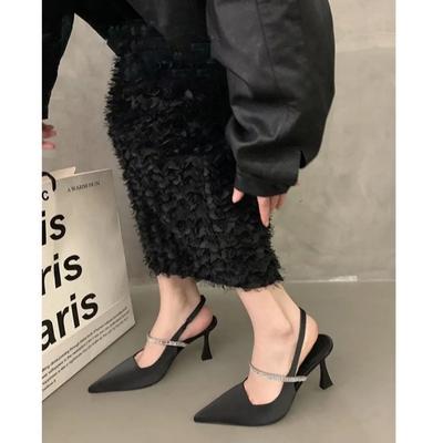 Französischer Riemen hinten schwarz spitz hohe Absätze Strass dünner Absatz Nische mit Rock einzelne Schuhe Sandalen Damen schwarz Sommer
