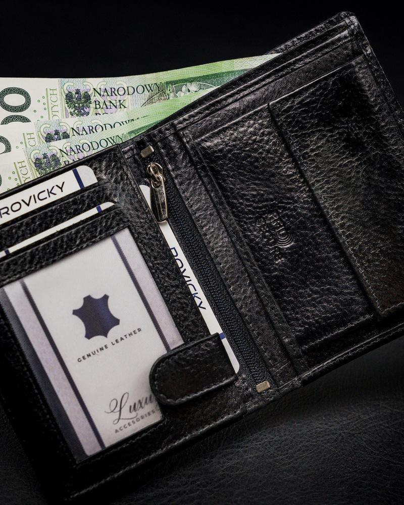 Classic men's vertical wallet made of natural leather with RFID technology - Rovicky