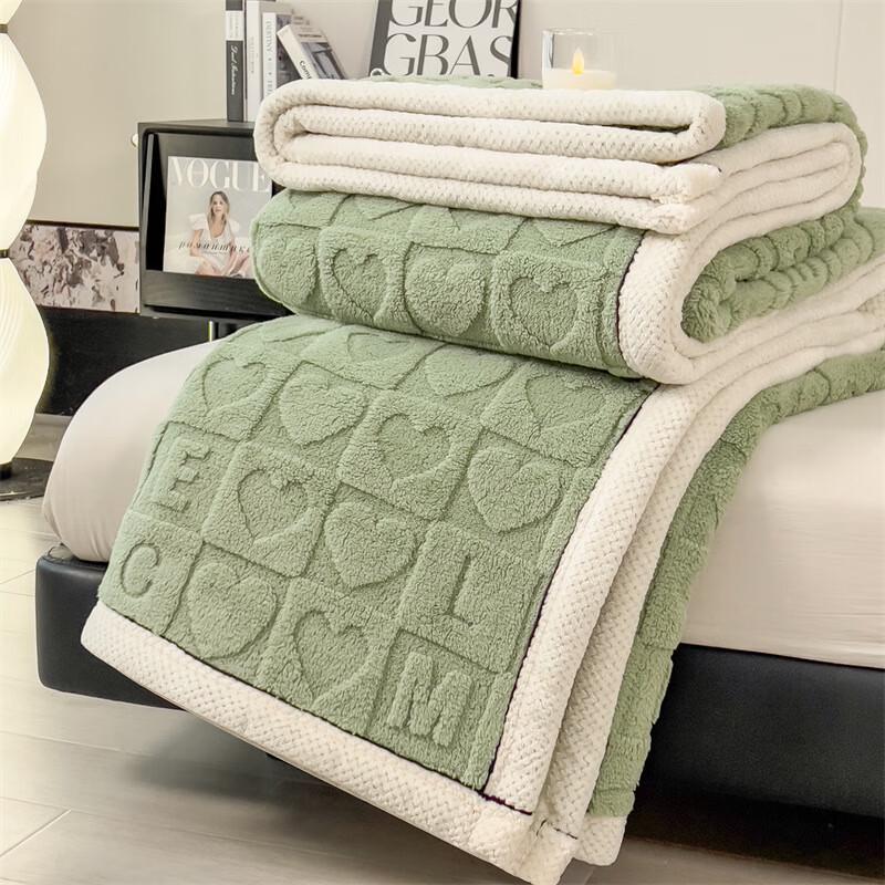 LISM Love Heart Knitted Velvet Throw Blanket