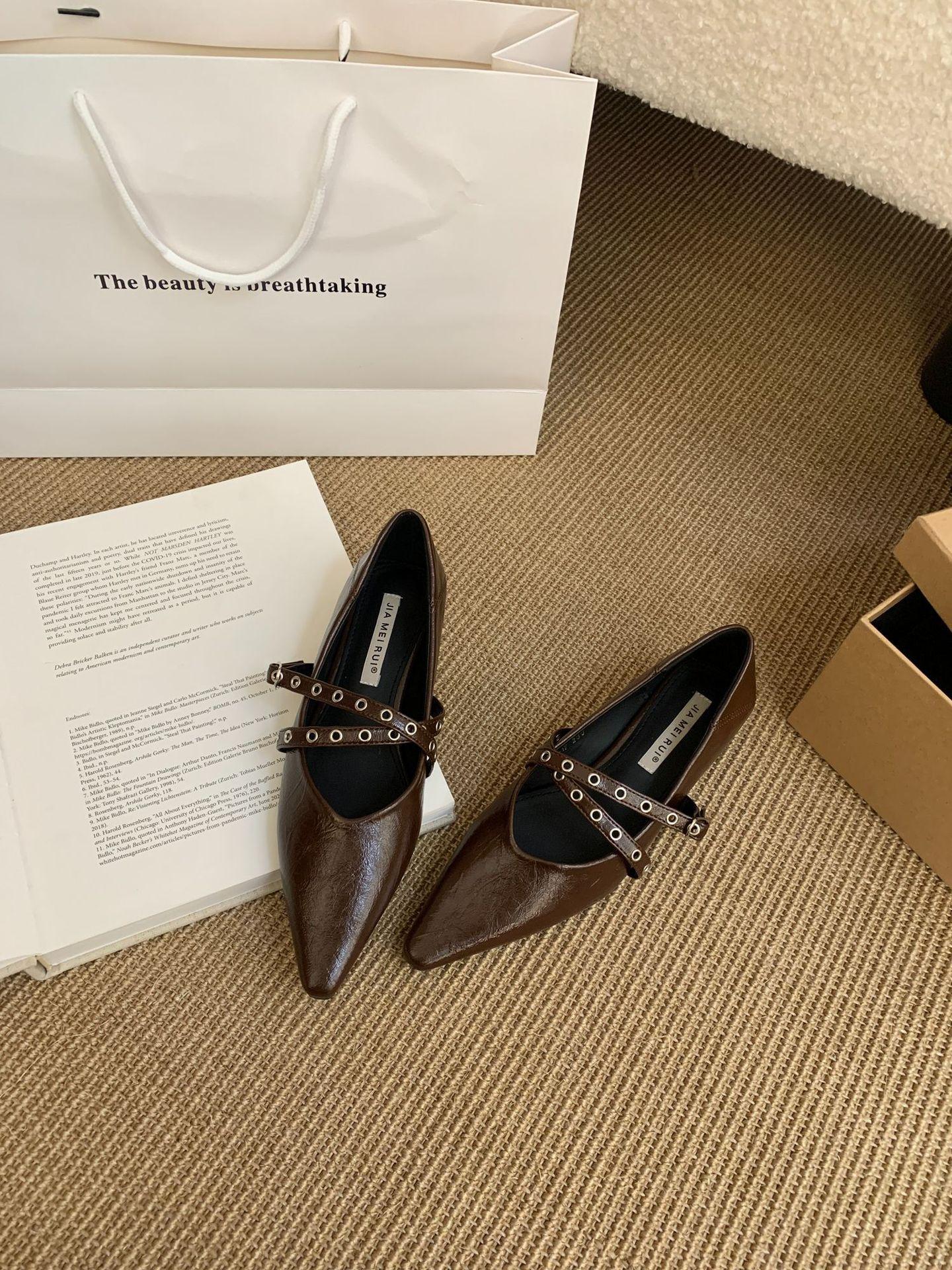 

2025 summer new European and American style cross strap pointed fashion versatile temperament single shoes women s low-top low-heeled shoes 40 кавовий