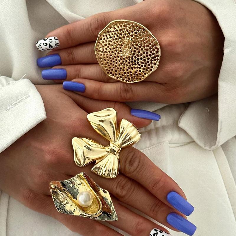 

Fashion Imitation Pearl Gold Color Ring for Women Punk Gold Color Exaggerated Bow Ring Sets Party Gifts Temperament Jewelry 2026
