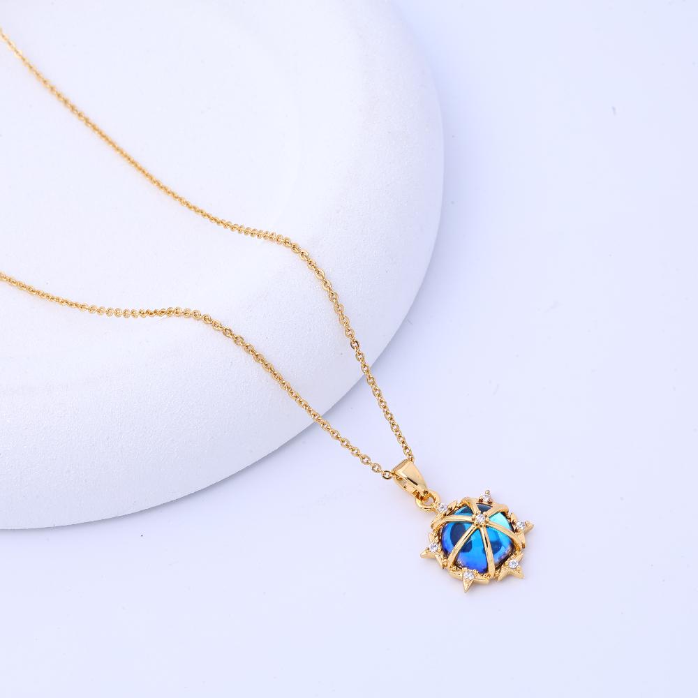 Necklace female Internet celebrity new Dream Planet series light familiar necklace niche design fashion clavicle chain titanium