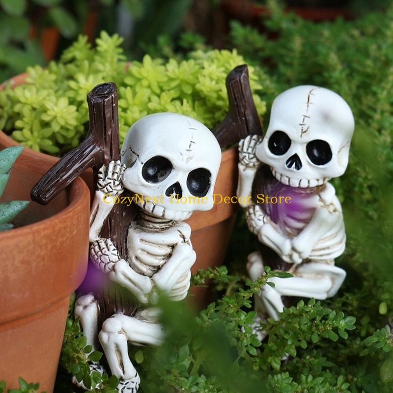 92MF Skeleton Planter Holder For Indoor Plant Halloween Garden Decoration Art 1 Pair
