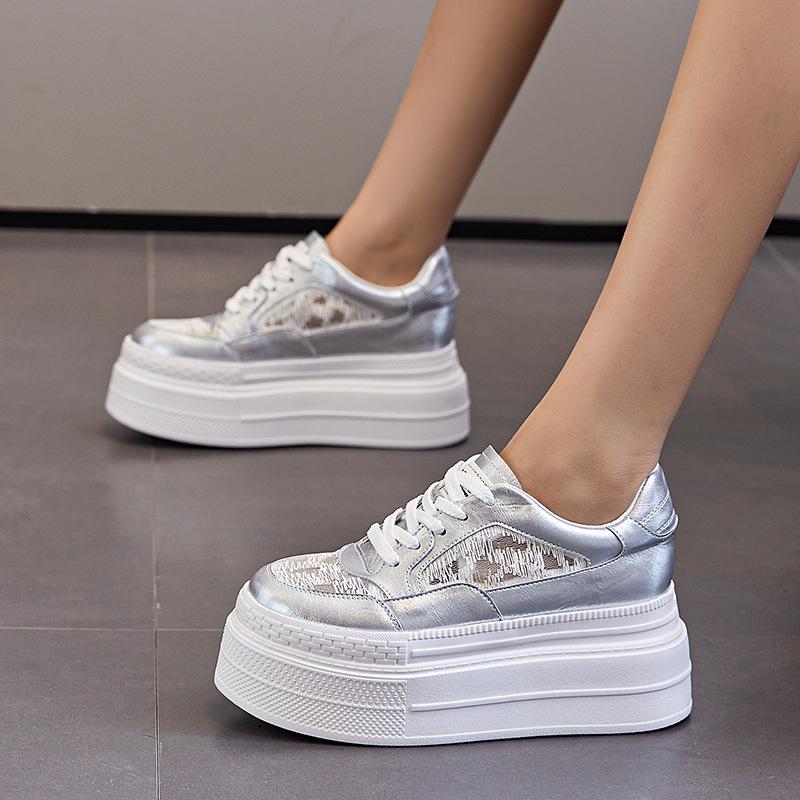 Thick-soled Leather Little White Shoes Women's 2025 Spring and Summer New Mesh Lightweight Inner Height Increase Casual Board Shoes 8cm Women's Si