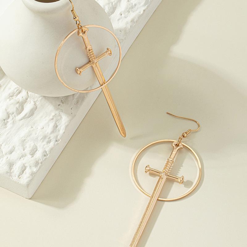 Large European & American Metal Ear Cuff: Versatile, Trendy Round Ring Jewelry