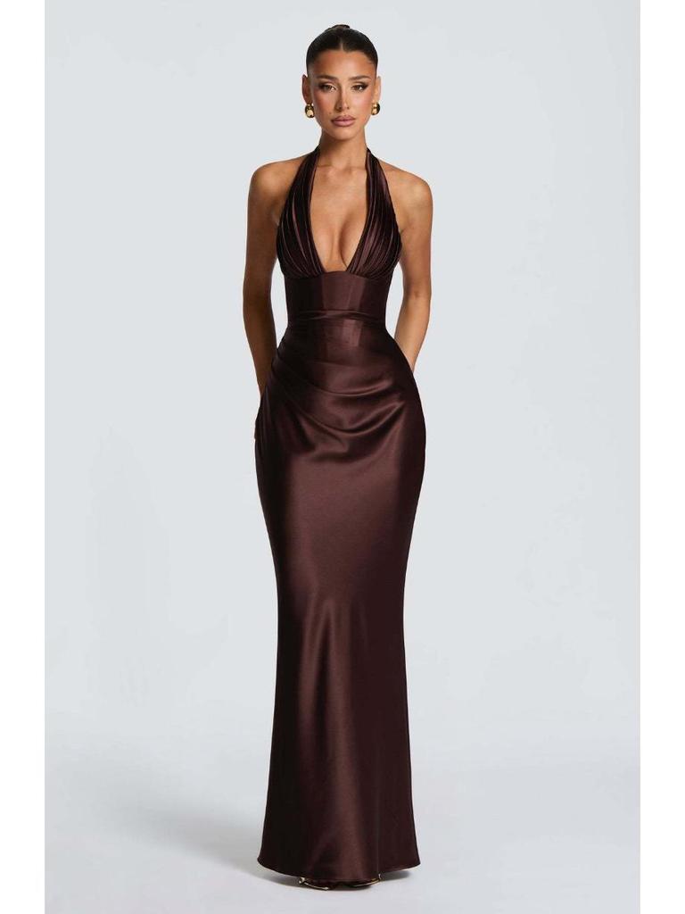 2026 Spring Festival: New Halter Deep V-Neck Pleated Off-the-Shoulder Long Dress in European and American Styles