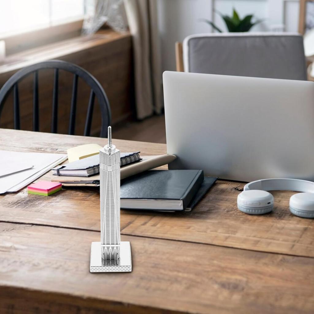 World Trade Center Statue,Metal New York Building Replica Sculpture Desktop Retro Tourist Souvenirs Collectible Figurines for Home Office 22cm