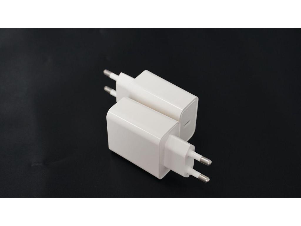 Korean Standard 18W KC Certified Mobile Charger with 4.8-Pin Single USB-C Port