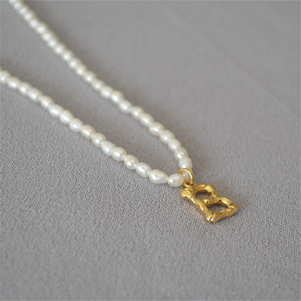 French Vintage Oval Artificial Pearl Chain Necklace For Women Fashion Boho Gold-plate Metal Tree Texture Letter Pendant Jewelry