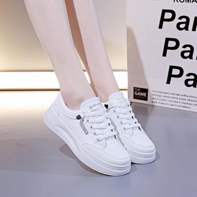 Chaussures de skate chaussures pour femmes chaussures décontractées polyvalentes chaussures blanches légères chaussures de sport printemps 2025 nouvelles petites chaussures blanches pour femmes D18