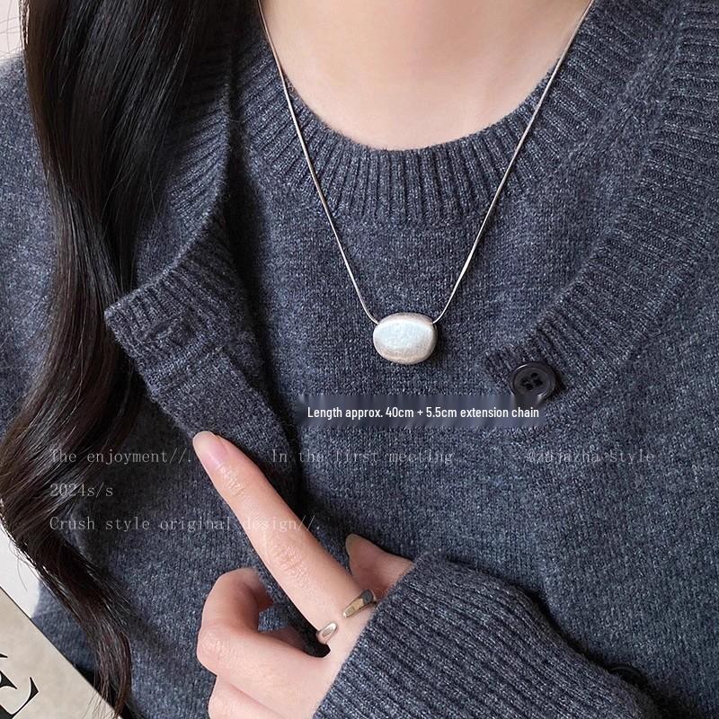 Women's Minimalist Water Drop Pendant Necklace - Versatile Autumn/Winter Fashion Long Sweater Chain
