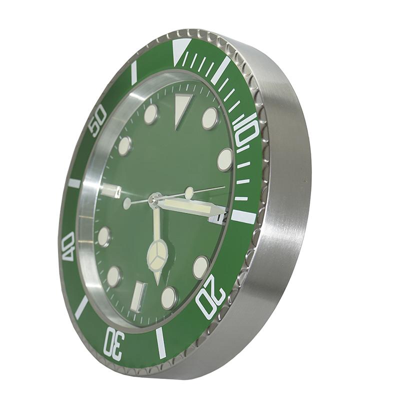 1pc 13 inch luxury creative metal wall clock, living room and study decoration wall clock, fluorescent clock dial, battery free