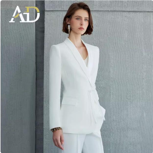 Elegant Spring & Autumn Chinese Buckle Suit Set for Women with Micro Flare Pants