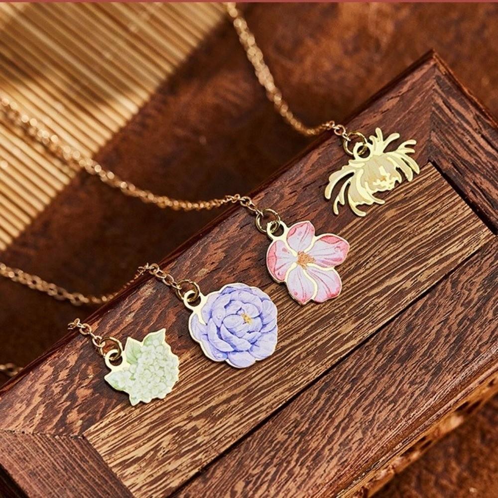 Metal Hollow Hollow Bookmark Bronzing Floral Bookmark Reading Clip Metal Bookmark  Book Club