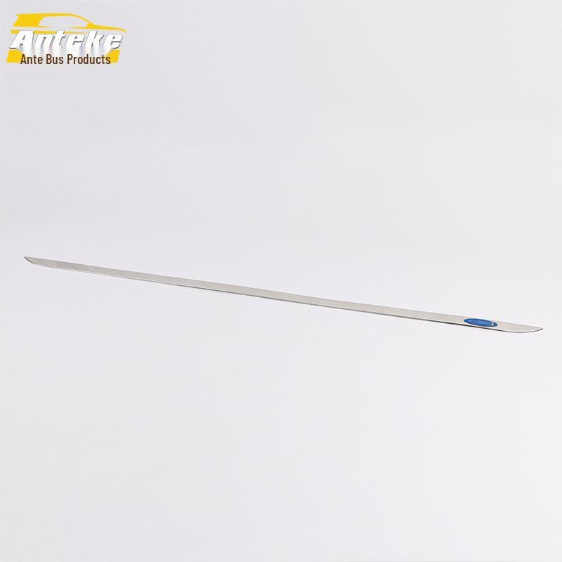 

Lynk&Co 03 Tailgate Bright Strip & Bumper Protector Trim