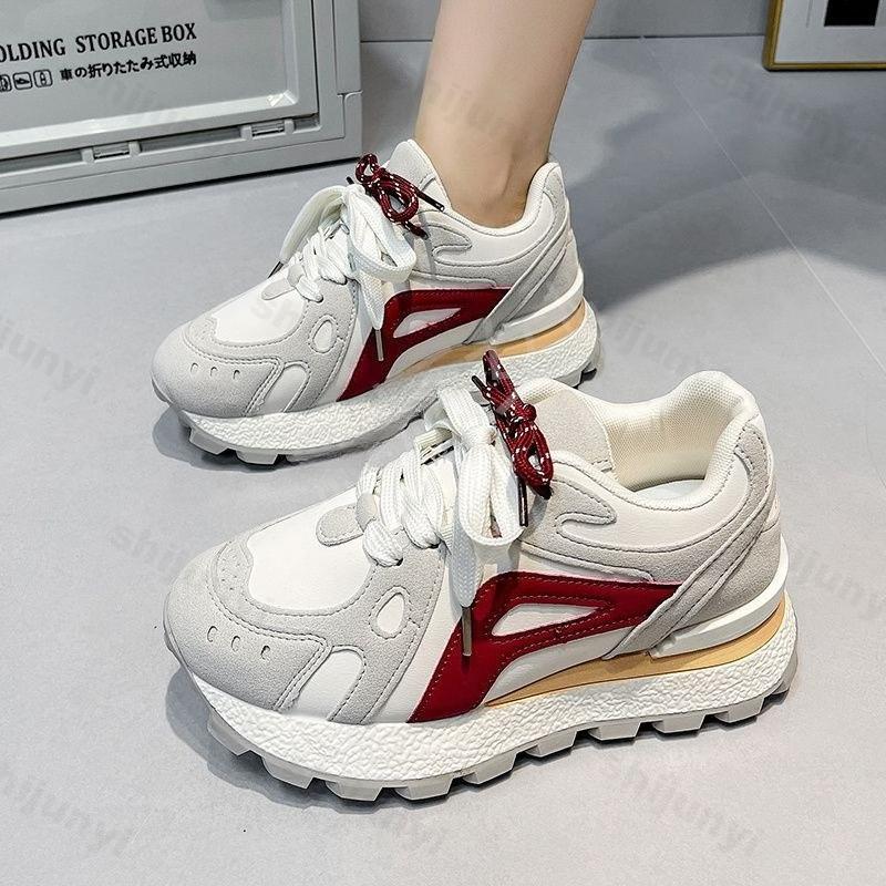 Height Increase Women's Vulcanized Shoes 2026 New Autumn Fashion Lace Up Platform Casual Shoes Outdoor Non Slip Comfort Sneakers