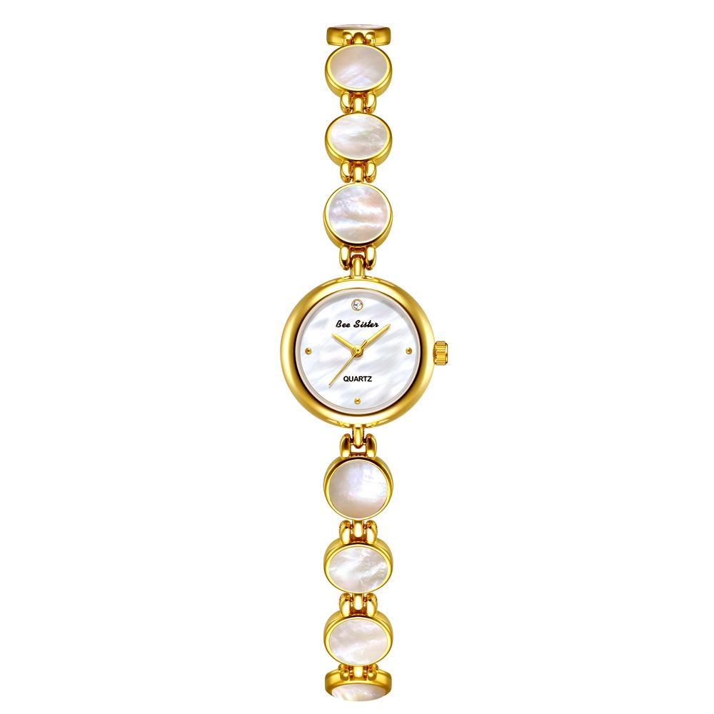 New in Women Watches Luxury Fashion Shell Bracelet Lady Dress Watch Gold Small Dial Quartz Wristwatch Gifts