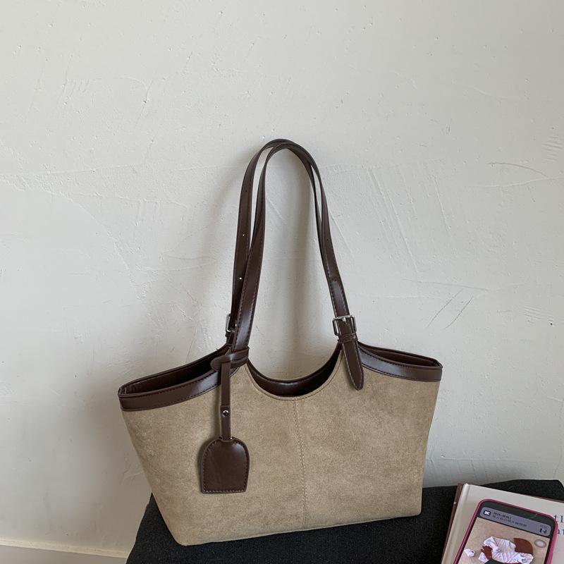 Women's Fashion Shoulder Bag In Leather, Popular Classic Elegant Handbags, Luxury Crossbody Bag For Ladies