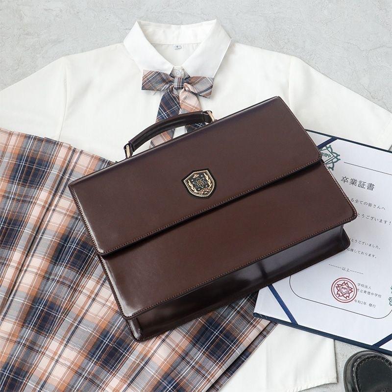 

Textured small bag spring new fashion shoulder armpit bag personalized lock women s bag handbag tide коричневый