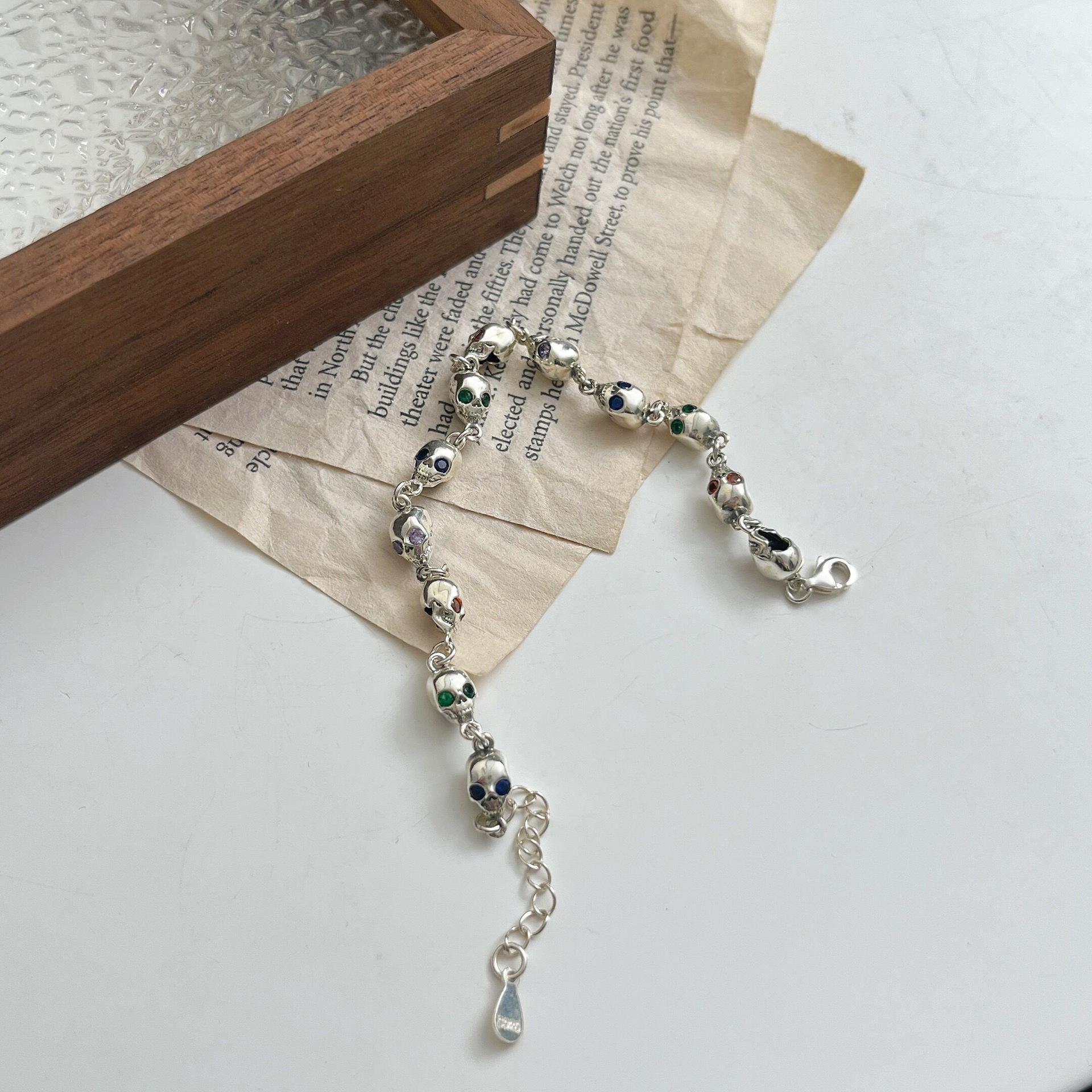 

Комплект из стерлингового серебра 925 пробы с цирконом: ожерелье с черепом и корейский ретро-браслет для женщин 925 Silver