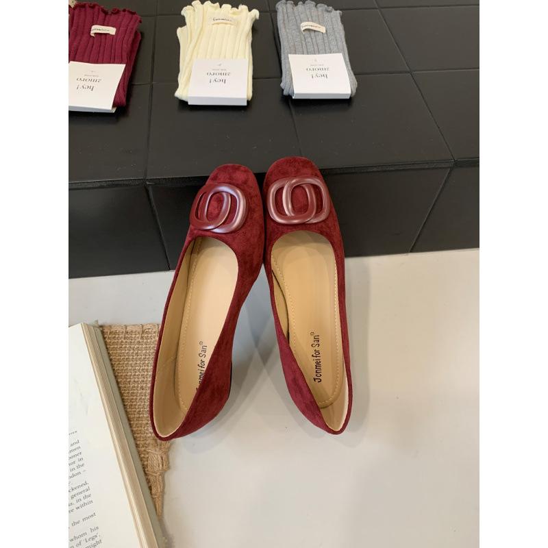2025 spring and autumn new French temperament gentle daily commuting shallow mouth single shoes women casual retro inner height-increasing shoes women