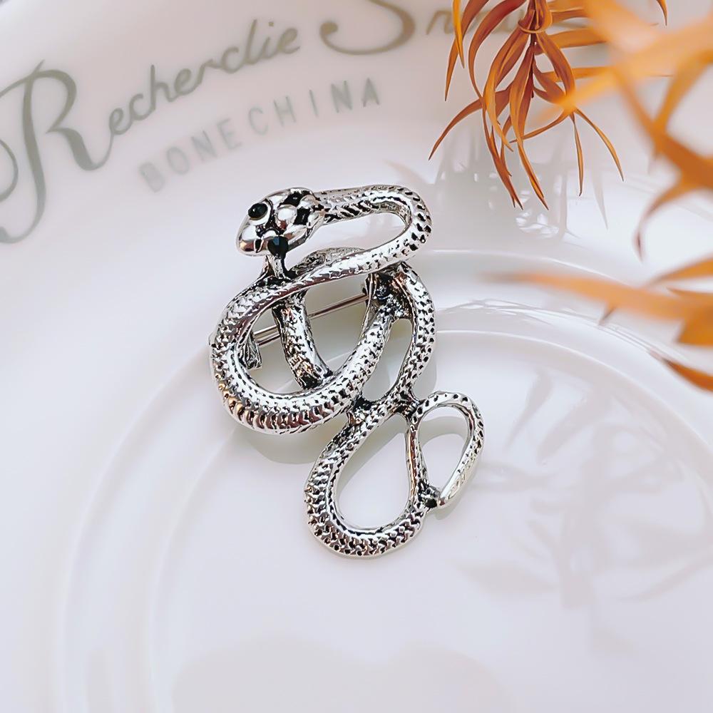 

Брошь Знак Зодиака Змея Винтажная Персонализированная Скрученная Змея Сплав Одежда с Булавкой-КорсажемЖенская Бижутерия и Аксессуары