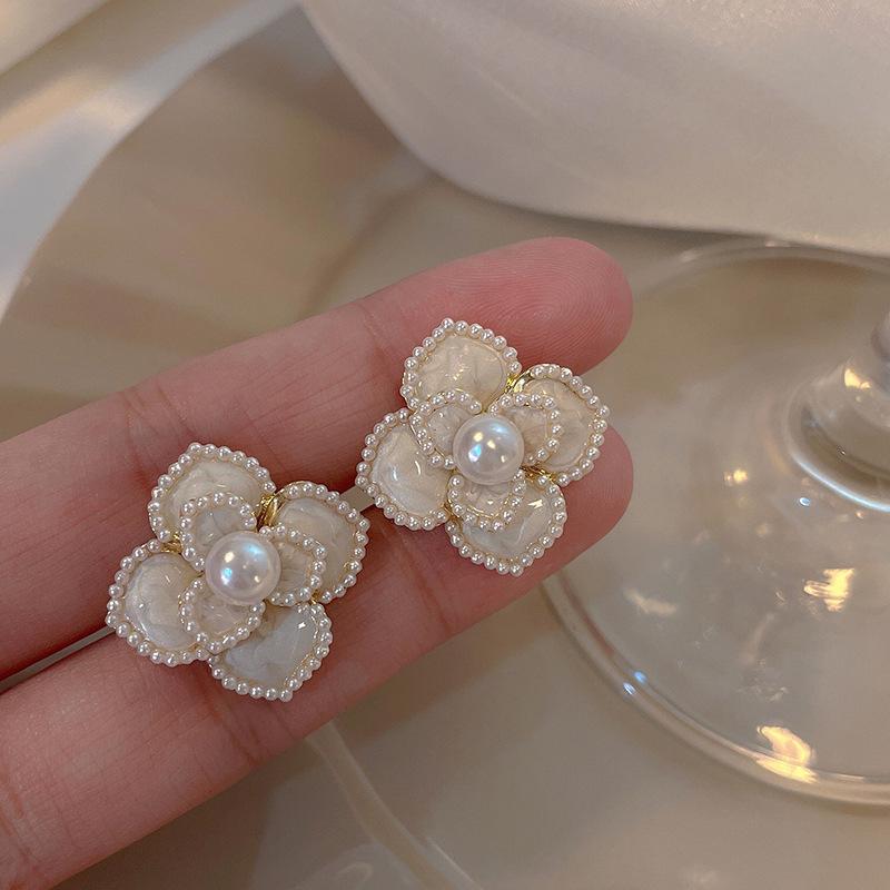 

Элегантные клипсы с жемчугом для непроколотых ушей - Шикарный и роскошный дизайн Ear clip style