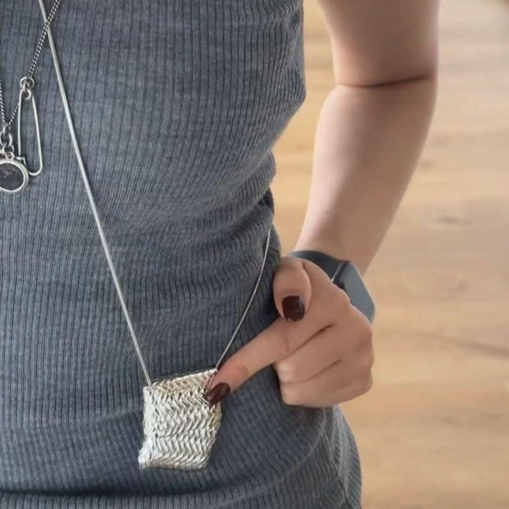 Metal Long Necklace with Water Bottle Pendant Women Choker  for Fashion Enthusiasts