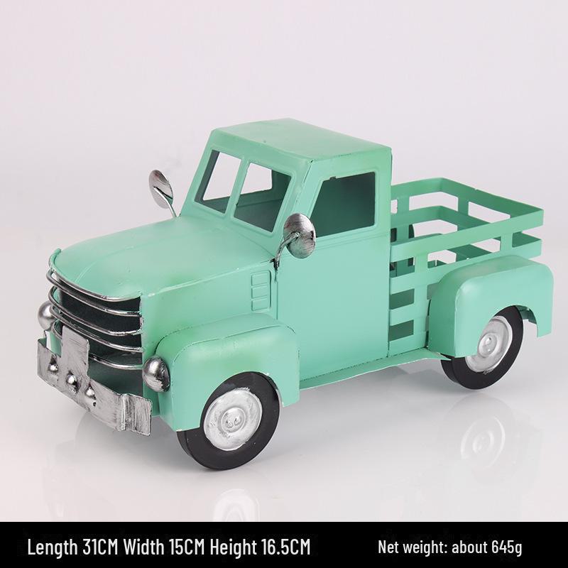 Hot-Selling Classic Christmas Pickup Truck Iron Decoration Model