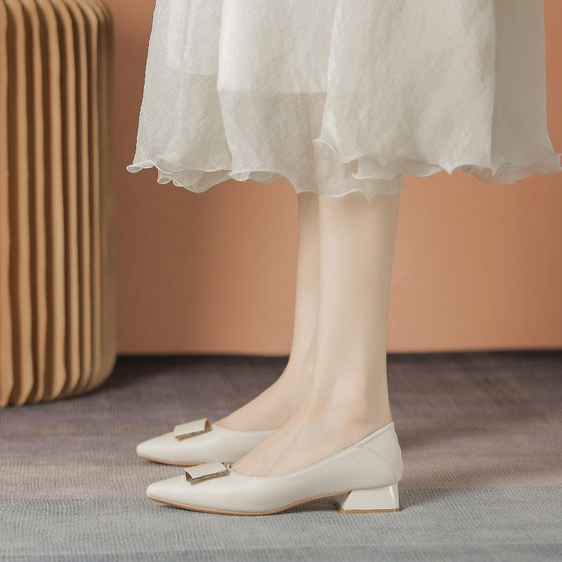 Leather flat for Huizhou women's shoes Su Yinyin, the same pointed single shoes for women's spring new Mary Jane shoes for women