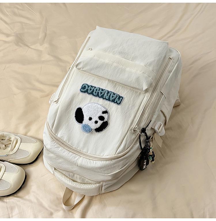 Cute Casual Versatile Backpack for Students: Lightweight and Spacious