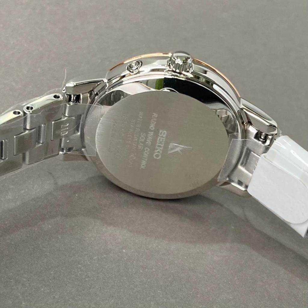 [USED] Seiko Lukia Women's Solar Radio-Controlled Watch SSVV074