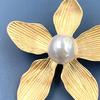 Yousheng Five Petal Flower Brooch Fashionable Vintage Beautiful Charming Delicate Elegant Brooch Women Accessories