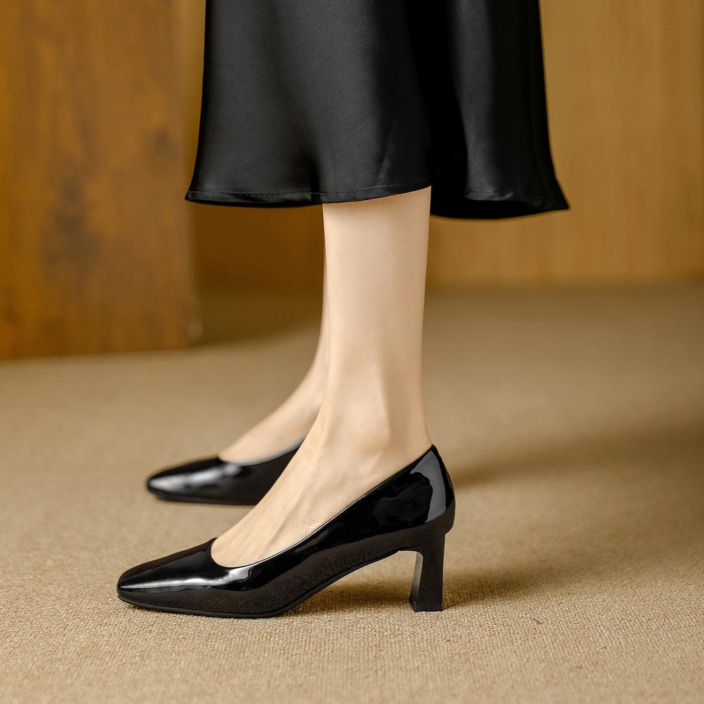Square Head Thick Heel Patent Leather Nude High Heels Women's Spring and Autumn New Daily Versatile Middle Heel Fashion Shoes