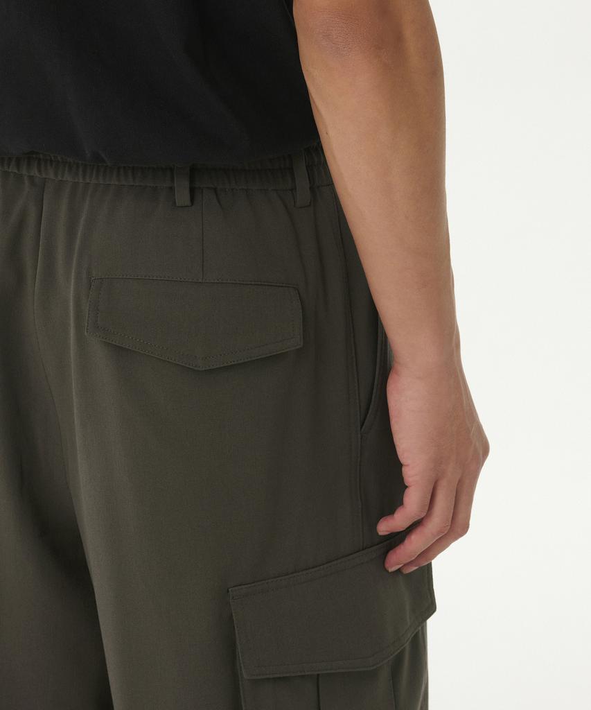 MUSINSA STANDARD Parachute Banding Cargo Slacks [Dusty Khaki]
