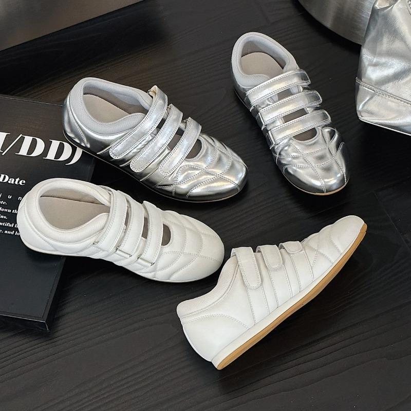 ~ Retro women's Velcro ballet single shoes round head casual sports little white shoes women's single shoes