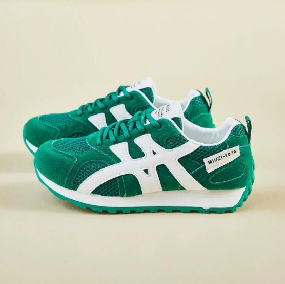 

Маленькие белые туфли женские весенние новые студенческие повседневные спортивные универсальные туфли Форреста Гампа 40