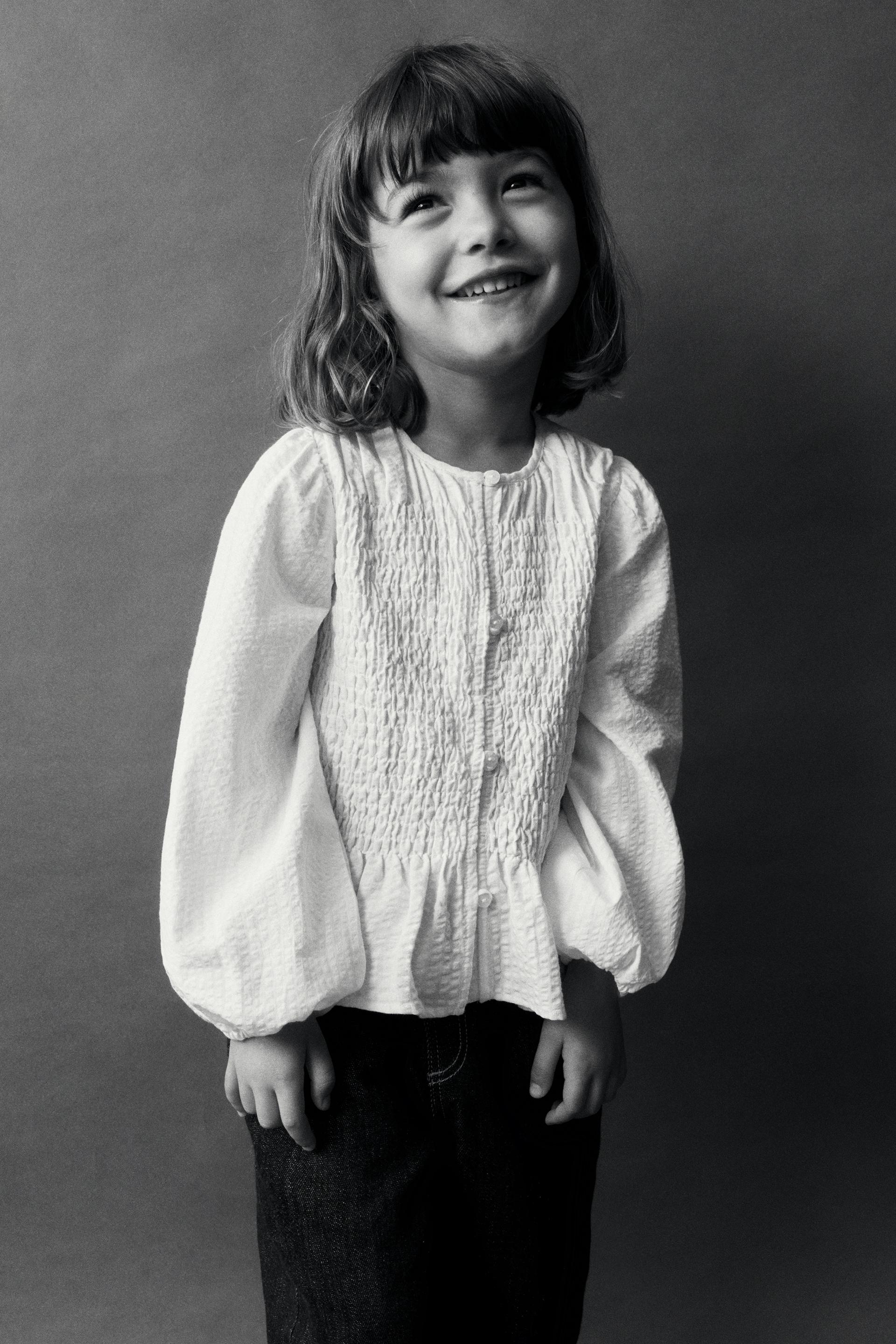 

РУБАШКА С ЭЛАСТИЧНЫМИ ДЕТАЛЯМИ