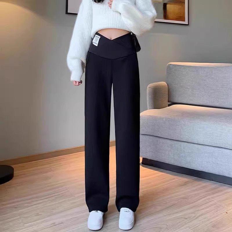 

Plus Size Velvet Winter Maternity Pants - Warm, Comfortable, Non-Tight Fit One Size for 80-110 lbs