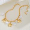 Baroque Faux Pearl Statement Necklace with Vintage Flower Pendant Irregular Natural Pearl Pearl Chain for Women Elegant Alloy Jewelry for Party Daily