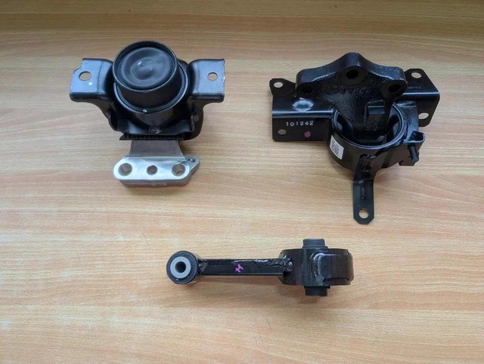 New Genuine Engine Mount Set Suzuki Ertiga Automatic Transmission 2018-2022